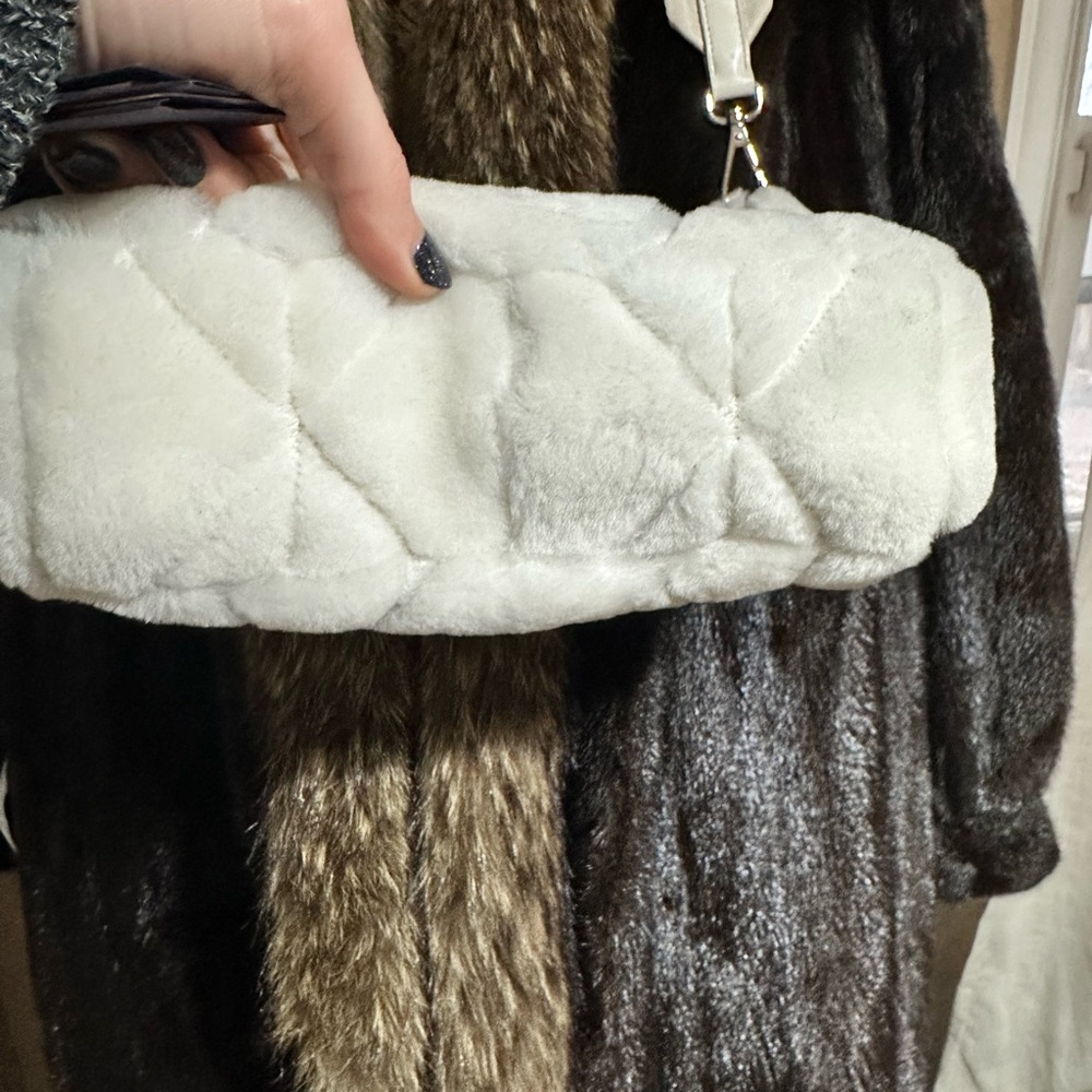 Prada Ultra Rare Quilted Shearling Shoulder Bag - Cream - Picture 4 of 10